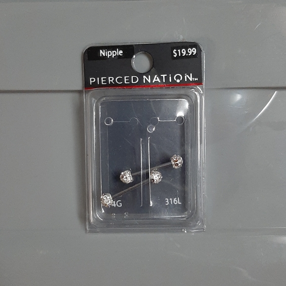 *Pierced* Nipple Jewellery - Picture 3 of 4